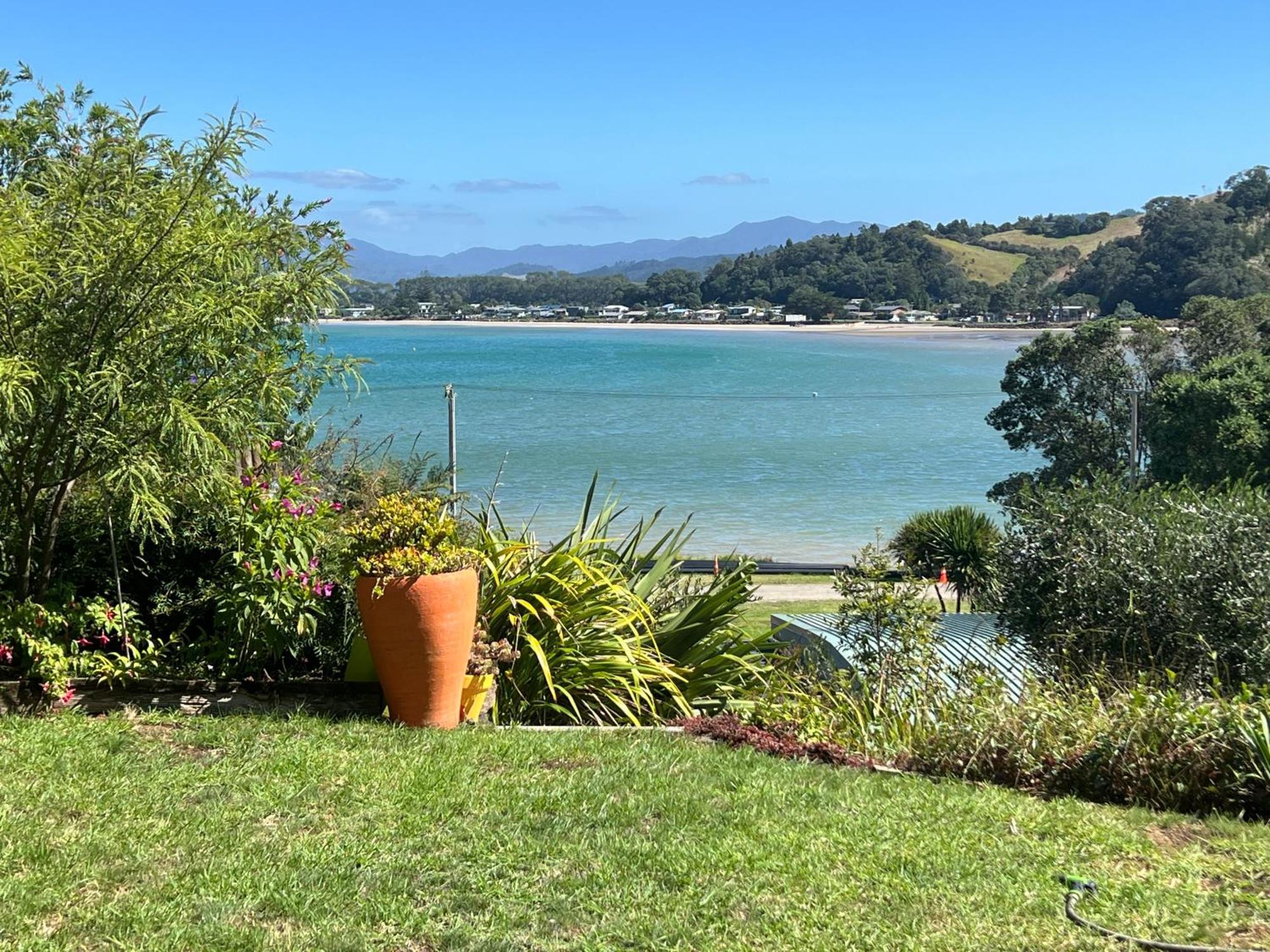 Brophys Beach Studio Whitianga Eksteriør bilde